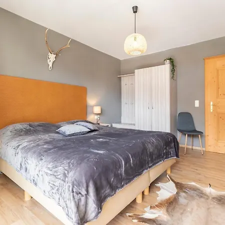 شقة Alpinresort 4 كابرون